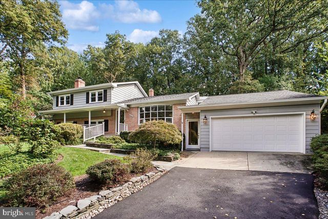 3403 VALEWOOD DR, Oakton, VA 22124