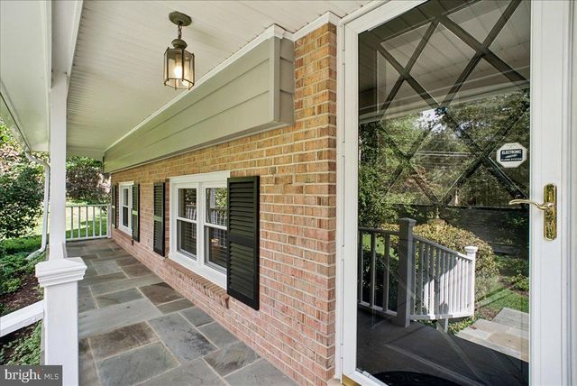3403 VALEWOOD DR, Oakton, VA 22124