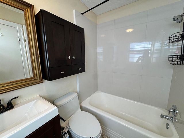 14 S M Street 3, Lake Worth Beach, FL 33460