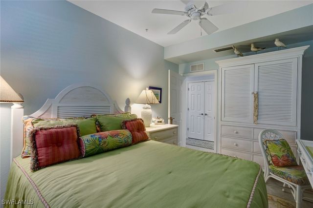 2351 Montserrat LN 101, Naples, FL 34120