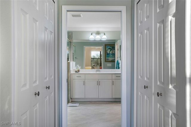 2351 Montserrat LN 101, Naples, FL 34120