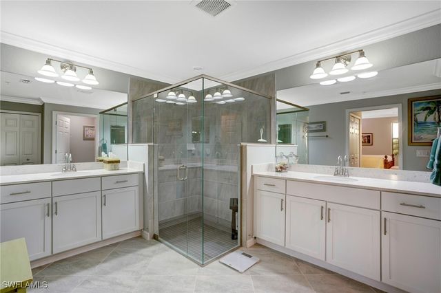 2351 Montserrat LN 101, Naples, FL 34120