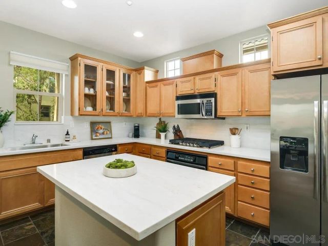 2684 Escala Circle, San Diego, CA 92108