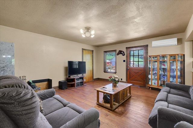 7133 Lilly Way, Browns Valley, CA 95918