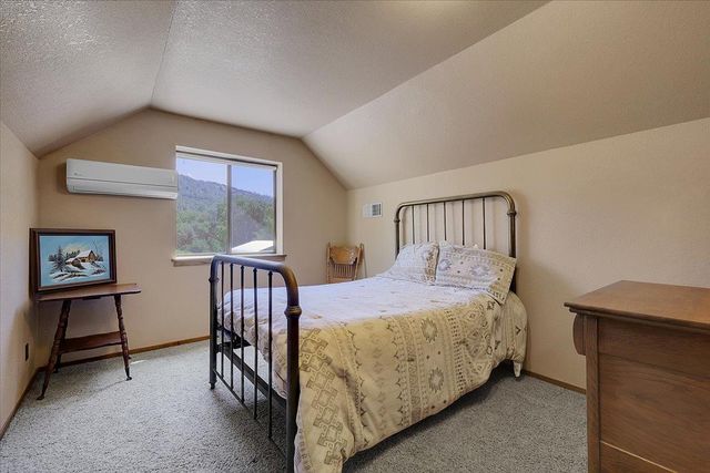 7133 Lilly Way, Browns Valley, CA 95918
