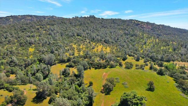 7133 Lilly Way, Browns Valley, CA 95918