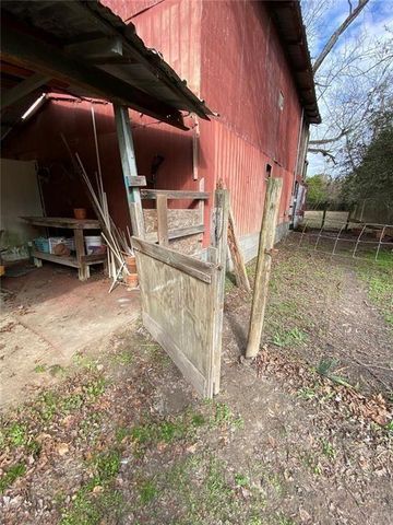 320 Old Perry Road, Marshallville, GA 31057