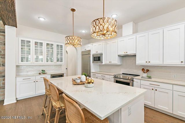 5226 COMMISSIONERS Drive, Jacksonville, FL 32224