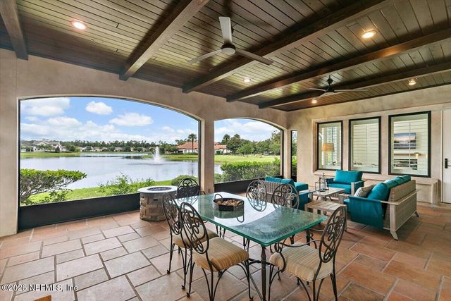 5226 COMMISSIONERS Drive, Jacksonville, FL 32224