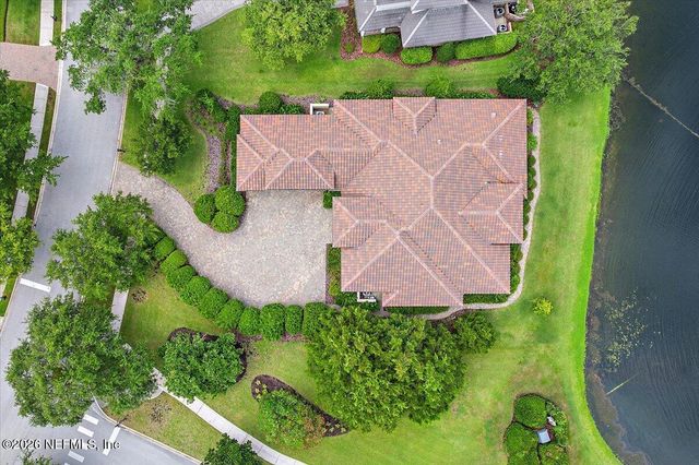 5226 COMMISSIONERS Drive, Jacksonville, FL 32224