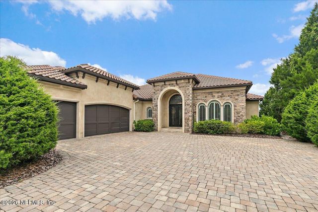 5226 COMMISSIONERS Drive, Jacksonville, FL 32224