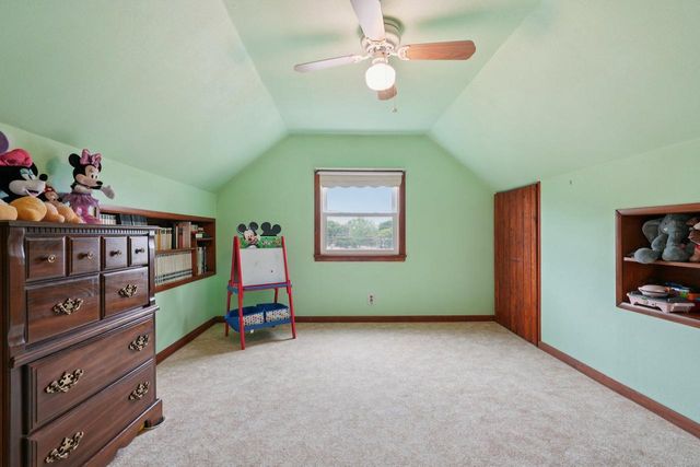 920 N Grandview BOULEVARD, Waukesha, WI 53188