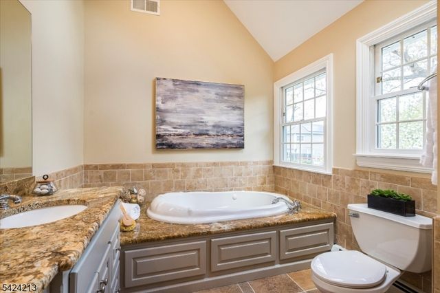 147 Winslow Ter, Glen Rock Boro, NJ 07452