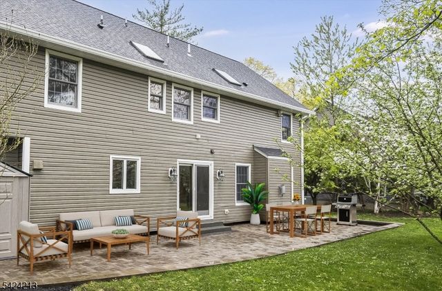 147 Winslow Ter, Glen Rock Boro, NJ 07452