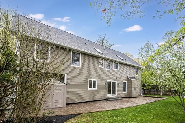 147 Winslow Ter, Glen Rock Boro, NJ 07452