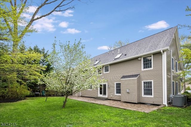 147 Winslow Ter, Glen Rock Boro, NJ 07452