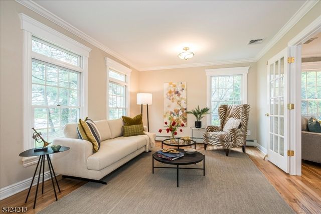 147 Winslow Ter, Glen Rock Boro, NJ 07452