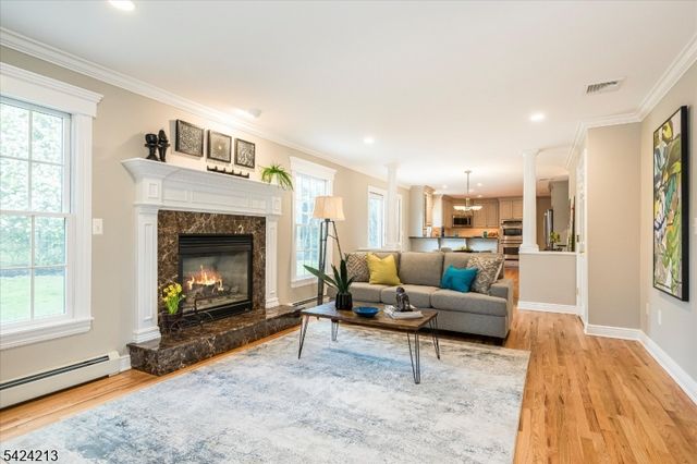 147 Winslow Ter, Glen Rock Boro, NJ 07452