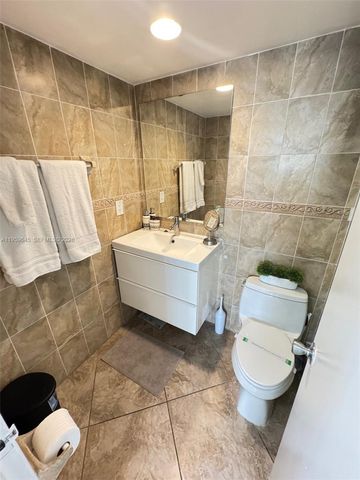 3901 S Ocean Dr 4J, Hollywood, FL 33019