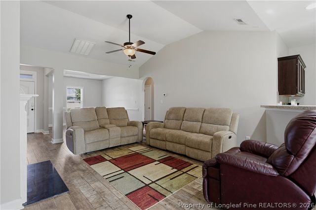 1094 Saint Johns Loop, Raeford, NC 28376
