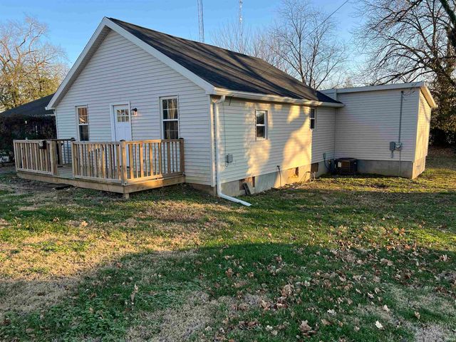 215 E Chestnut Street, Boonville, IN 47601