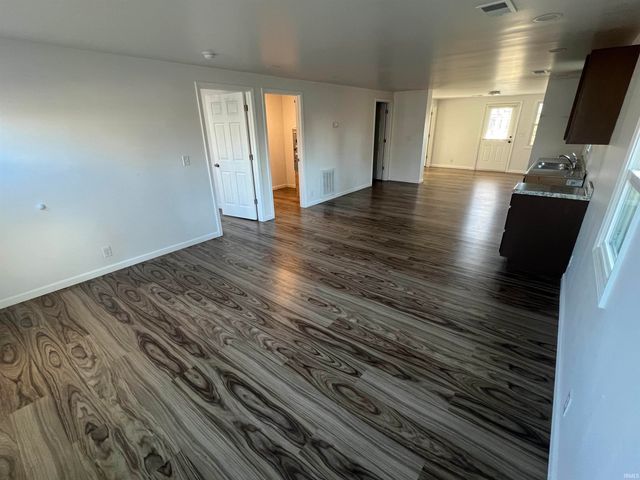 215 E Chestnut Street, Boonville, IN 47601