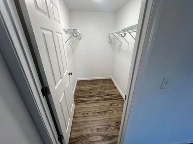 215 E Chestnut Street, Boonville, IN 47601