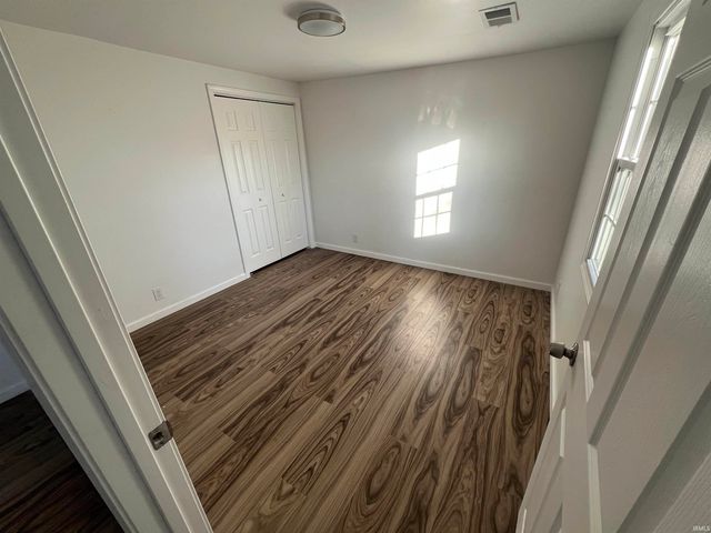 215 E Chestnut Street, Boonville, IN 47601