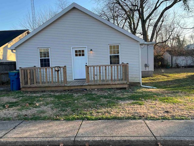 215 E Chestnut Street, Boonville, IN 47601