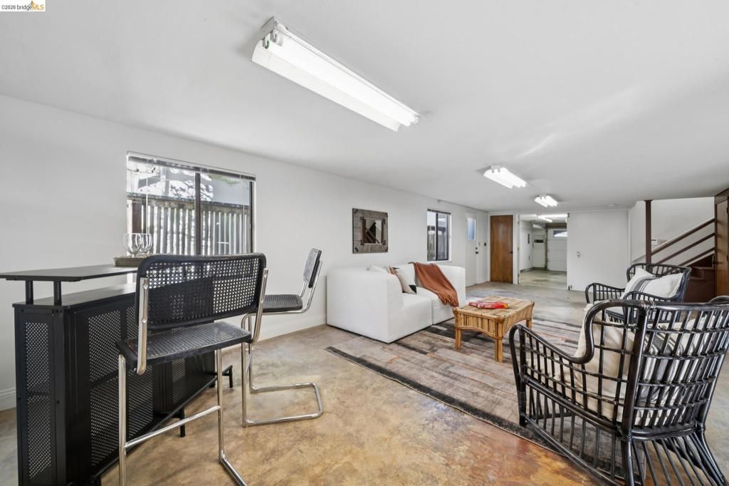 Image 33 of property listing at 410 410 Grizzly Peak Blvd, Berkeley, CA 94708