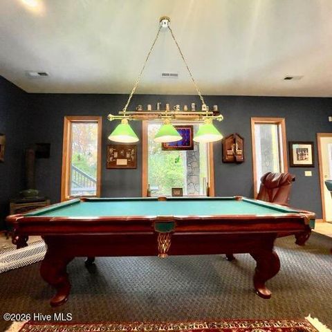 500 Holloway Road, Robbinsville, NC 28771