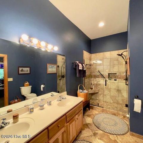 500 Holloway Road, Robbinsville, NC 28771