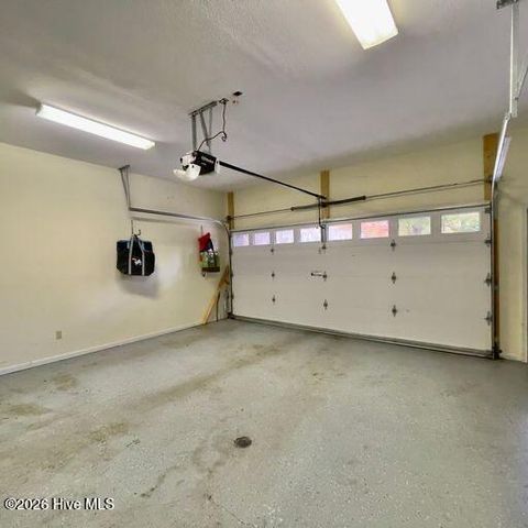 500 Holloway Road, Robbinsville, NC 28771