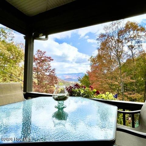 500 Holloway Road, Robbinsville, NC 28771