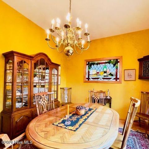 500 Holloway Road, Robbinsville, NC 28771