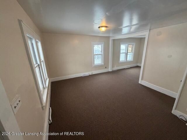 1402 Knollwood Avenue, Lansing, MI 48906