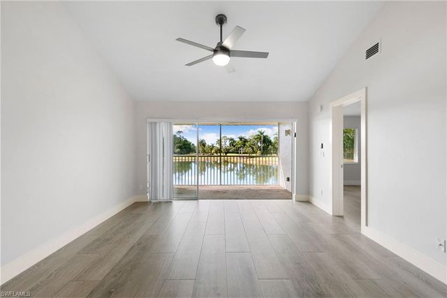 520 Augusta BLVD B204, Naples, FL 34113