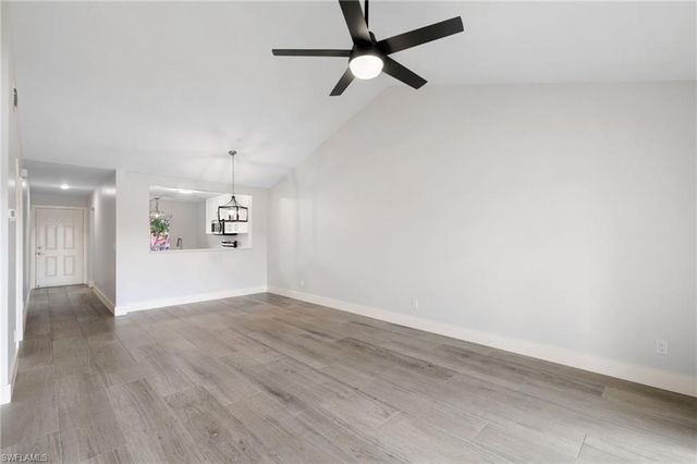 520 Augusta BLVD B204, Naples, FL 34113