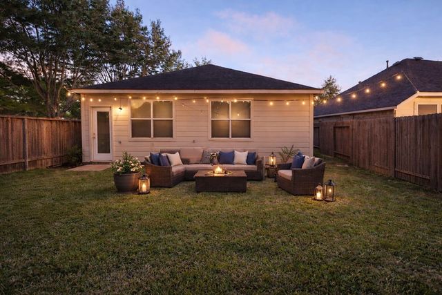 421 Abbey Lane, League City, TX 77573