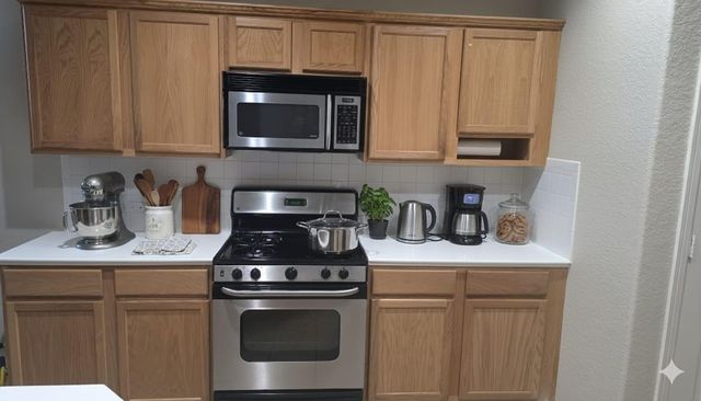 421 Abbey Lane, League City, TX 77573