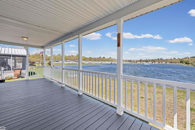 6218 Square Lake Drive, Kimball Twp, MI 48074