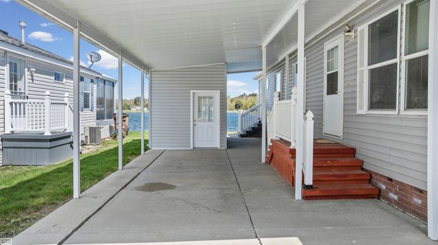 6218 Square Lake Drive, Kimball Twp, MI 48074