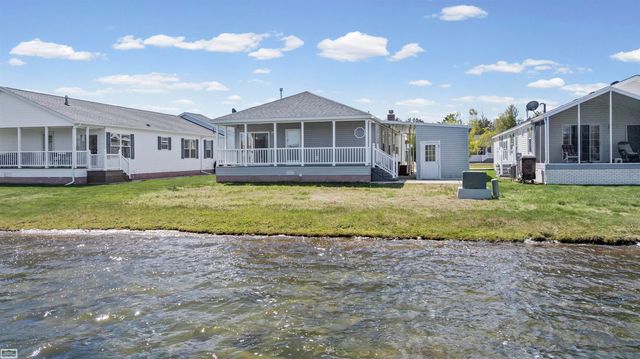 6218 Square Lake Drive, Kimball Twp, MI 48074