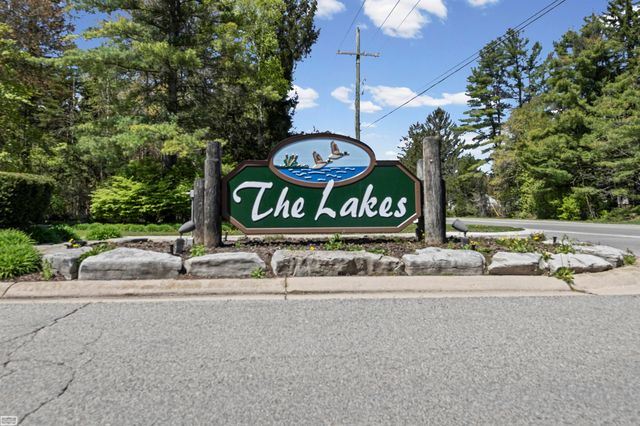 6218 Square Lake Drive, Kimball Twp, MI 48074