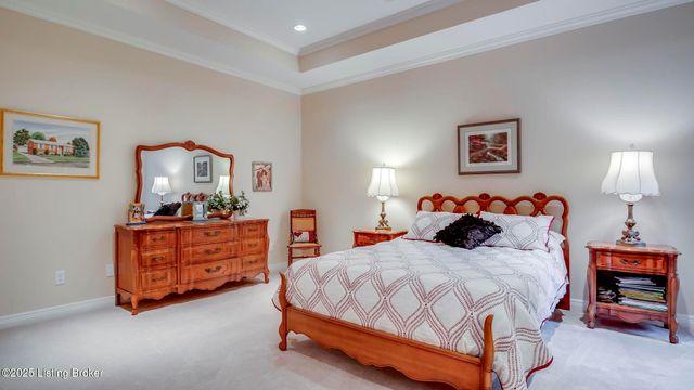 2621 Alia Cir, Louisville, KY 40222