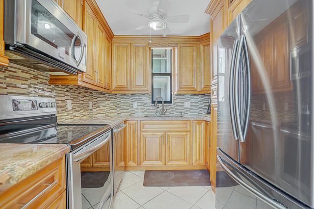 1000 S Ocean Boulevard 17b, Pompano Beach, FL 33062