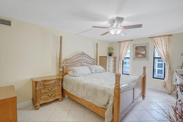1000 S Ocean Boulevard 17b, Pompano Beach, FL 33062