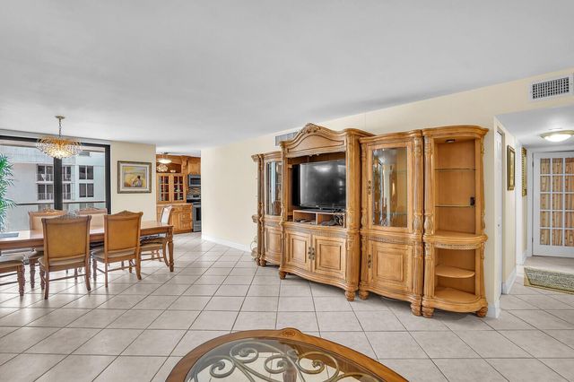 1000 S Ocean Boulevard 17b, Pompano Beach, FL 33062