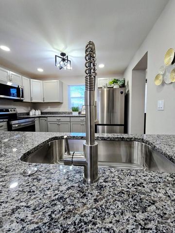 4205 St Clair Ave, Pueblo, CO 81005