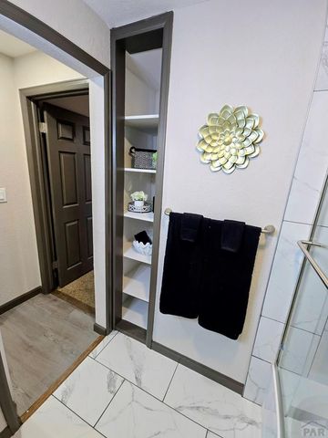 4205 St Clair Ave, Pueblo, CO 81005